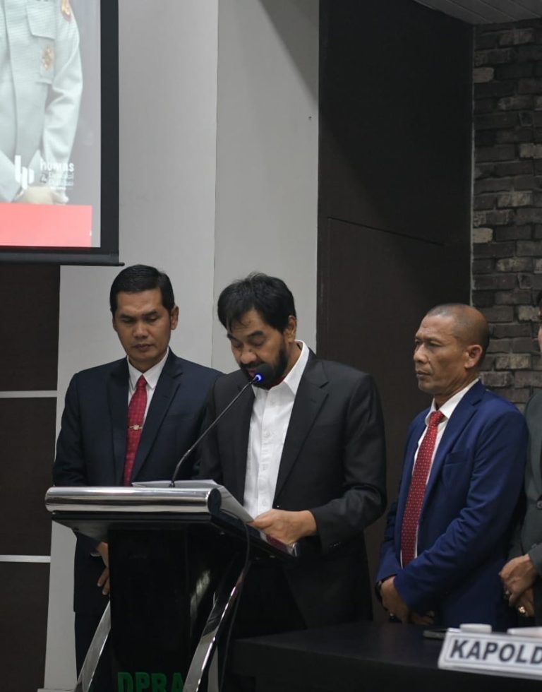 Muallem Tetapkan Aceh Darurat Bencana