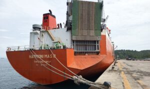 Pelabuhan Malahayati Tutup Akhir Tahun 2025 Secara Spektakuler, Sandar Perdana MV HARMONI MAS 8