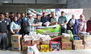 Gubernur Mualem Terima Bantuan Warga Malaysia untuk Korban Banjir dan Longsor
