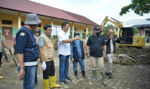 Sekda Aceh Pantau Aksi ASN Relawan di Pidie Jaya dan Bireuen ‎