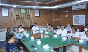 Sekda Aceh Terima CSR Layanan Emergency Call Center 112