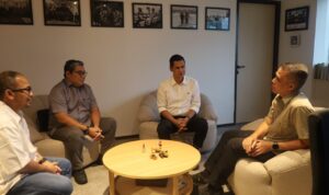 Jelang Ramadhan, Sekda Aceh Koordinasi Percepatan Pembangunan Huntara dengan Kemenko Infrastruktur