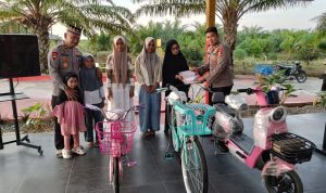 Sinergi Ramadhan: Brimob Aceh Sosialisasi Program Haji hingga Salurkan Motor Listrik untuk Anak Yatim