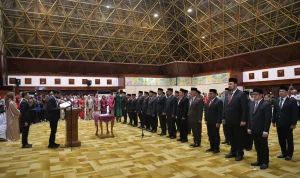 Gubernur Muzakir Manaf Lantik 25 Pejabat Eselon II Pemerintah Aceh: Perkuat Visi Aceh Islami 2030