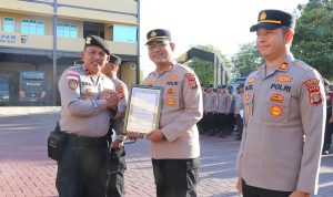 Tingkatkan Kualitas Pelayanan dan Public Trust, Enam Polsek Jajaran Polresta Banda Aceh Terima Penghargaan Kebersihan