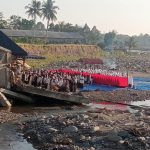 Setahun Pascabanjir Aceh, Warga Cot Meurak Blang Bertahan Salat di Reruntuhan Masjid