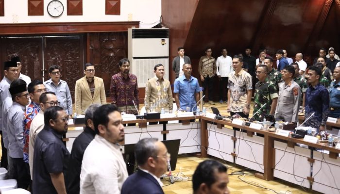 Mualem Desak Dana Otsus Aceh Jadi 2,5 Persen Abadi di Hadapan Banleg DPR RI