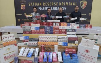 Edarkan 70 Ribu Batang Rokok Ilegal, Dua Mahasiswa Asal Bireuen Diringkus Polresta Banda Aceh