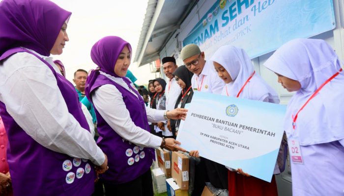 Puncak Hari Posyandu Nasional 2026: Dari Langkahan, Tri Tito Karnavian Kobarkan Semangat Pemulihan Aceh