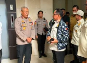 Mendagri Tito Karnavian Tiba di Aceh, Wakapolda Sambut di Bandara SIM