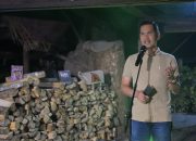 Kayu Bakar, Kopi, dan Puisi yang Menolak Basa-Basi