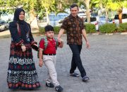 Wagub Fadhlullah Antar Putra di Hari Pertama Sekolah, Dukung GAMAS