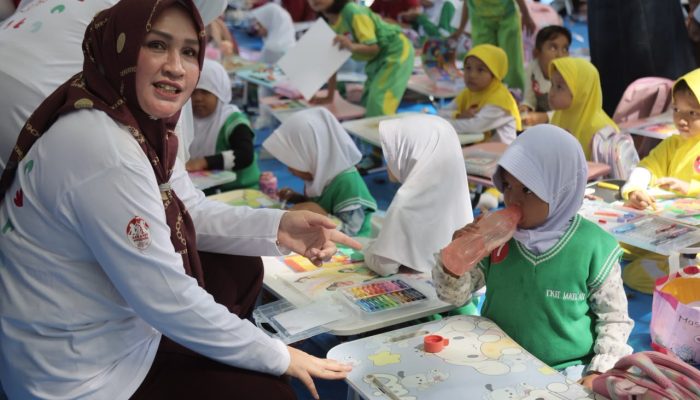 Marlina Muzakir Ajak Anak Aceh Lestarikan Permainan Tradisional
