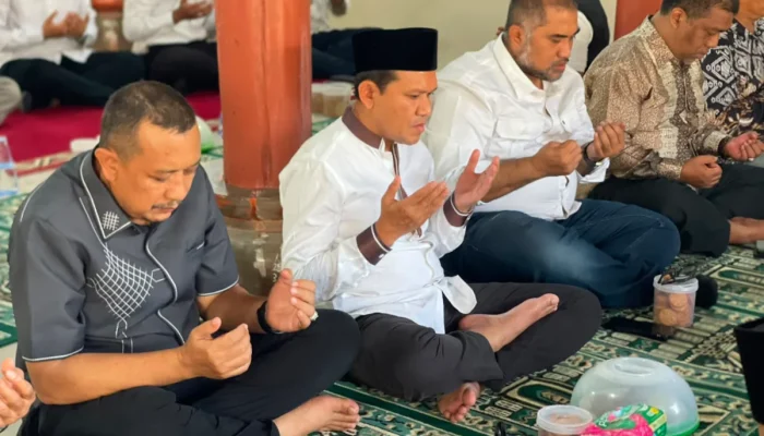 Wagub Aceh Takziah ke Rumah Duka Ibunda Pimred Serambi Indonesia