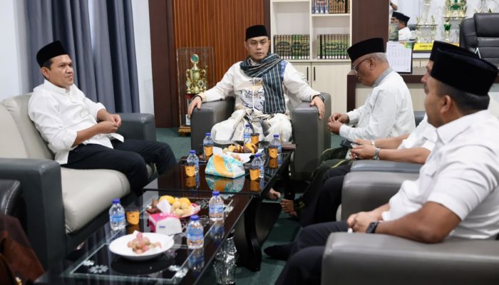 Wagub Aceh Safari ke Dayah Pidie Jaya dan Bireuen, Perkuat Silaturahmi Ulama