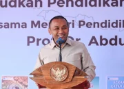 Kemendikdasmen Salurkan 5,5 Juta Buku Perkuat Literasi Siswa