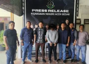 Tersangka Pemerasan Bukit Lamreh Diserahkan ke Kejari Aceh Besar