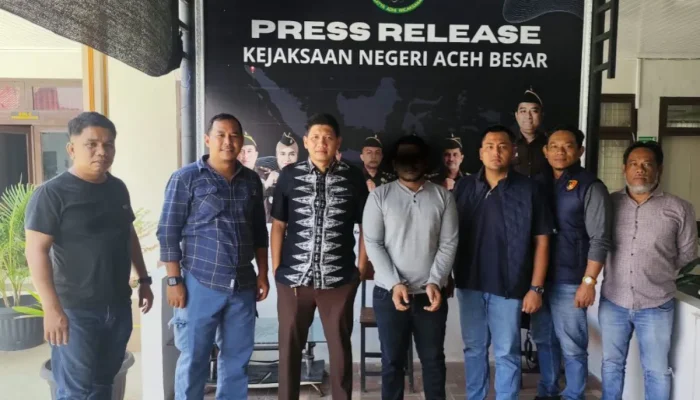 Tersangka Pemerasan Bukit Lamreh Diserahkan ke Kejari Aceh Besar