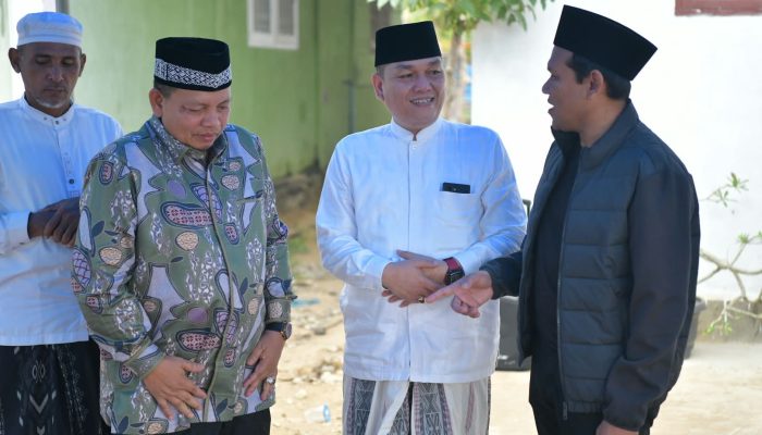 Wagub Aceh Fadhlullah Takziah ke Rumah Duka Ibunda Abon Yunus