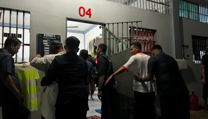 Lapas Banda Aceh Gencarkan Razia Cegah Handphone dan Narkoba