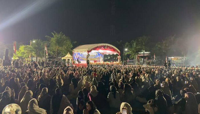 Brimob Nagan Raya Gelar Maulid Nabi Bersama Ribuan Warga