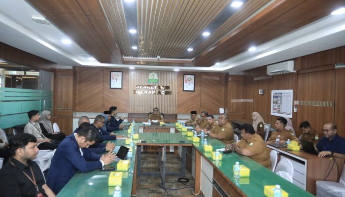 Plt Sekda Aceh dan KPIA Perkuat Kolaborasi Pengawasan Penyiaran